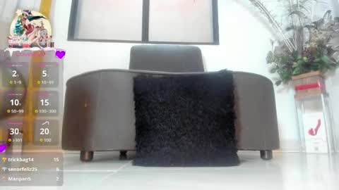 VIOLETA MONTANA online show from November 24, 12:38 pm