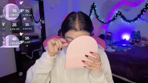   online show from January 6, 7:17 pm