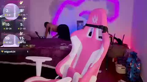   online show from March 18, 8:34 pm