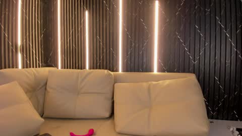 Violet Rose online show from April 6, 4:46 am