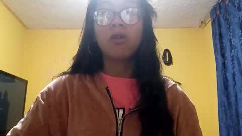 Violet777  online show from October 26, 11:31 pm