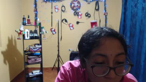 Violet777  online show from November 21, 12:32 am