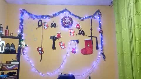 Violet777  online show from December 3, 12:40 am