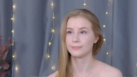 VioletSwone online show from February 7, 12:06 pm