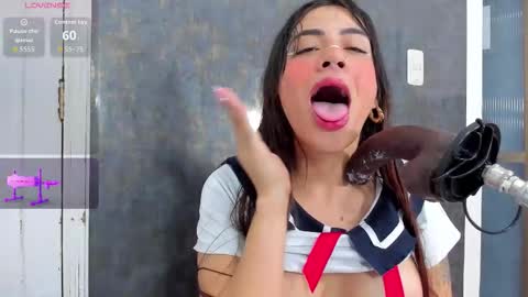 Violett online show from October 26, 6:08 am