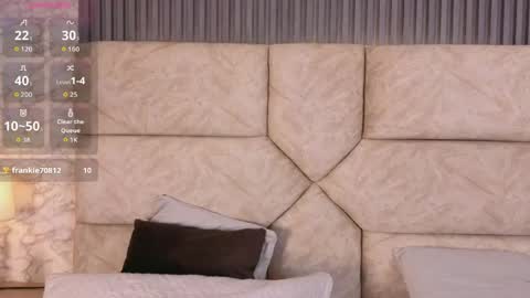 Snapshot of violett_fowlerxx chatting on May 1, 5:56 am violett online show from May 1, 5:56 am