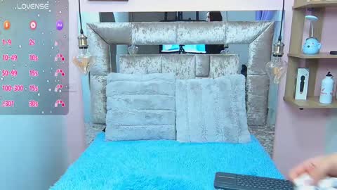 Violeta froz online show from February 24, 4:36 pm