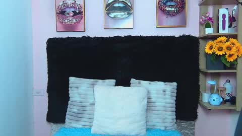 Violeta froz online show from October 10, 7:24 pm