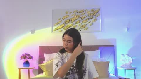 violetta_finch online show from May 5, 10:12 am