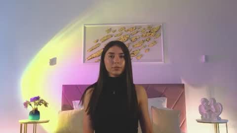 Snapshot of violetta_finch chatting on June 12, 10:58 am violetta_finch online show from June 12, 10:58 am