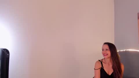 Violetta  online show from February 10, 8:02 pm