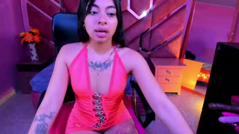 Violetta Rousse  online show from April 17, 5:49 pm