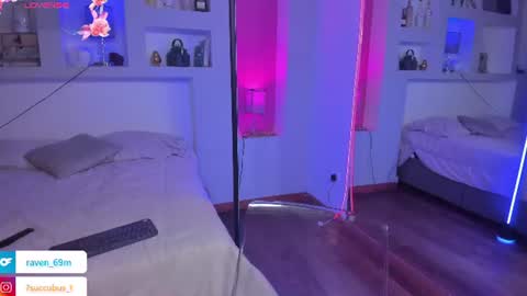 ViolettaBaker online show from June 18, 7:18 pm