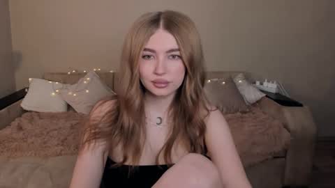 ViolettaOtis online show from February 4, 11:27 am