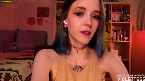 Snapshot of violettesss chatting on March 3, 4:13 pm Vi Best on my Fansly online show from March 3, 4:13 pm