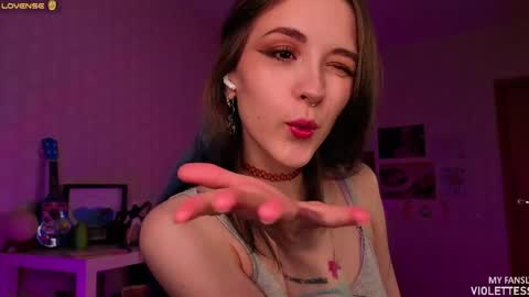 Vi  Best on my Fansly  online show from May 21, 5:20 pm