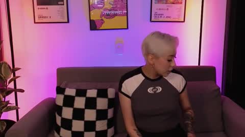 Violet online show from February 25, 1:15 am