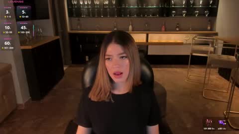 Violett  online show from March 1, 6:54 pm