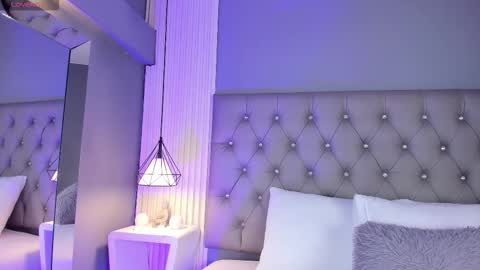 VioletthaRous online show from March 28, 10:42 pm