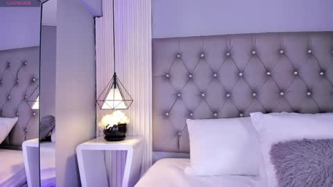 VioletthaRous online show from June 4, 10:38 pm