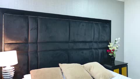 ViolettJhonson online show from January 13, 6:46 pm