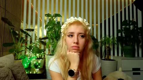 Violetta online show from December 13, 10:59 pm