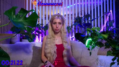 Snapshot of violetttttacb chatting on February 7, 8:18 am Violetta online show from February 7, 8:18 am