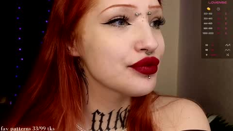Snapshot of violetvio1ator chatting on December 26, 6:52 am Dommy mommy online show from December 26, 6:52 am
