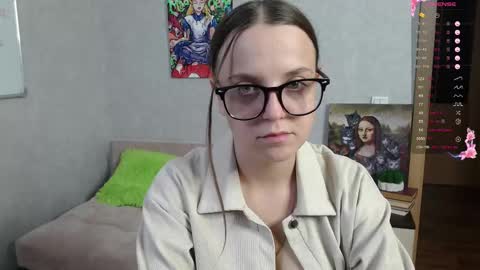 Snapshot of violetwin chatting on September 27, 6:57 pm Violet online show from September 27, 6:57 pm