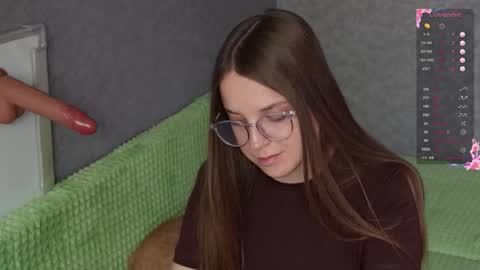 Violet online show from March 7, 10:12 am