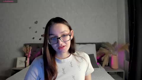 Snapshot of violla_shake chatting on October 17, 10:23 pm Violla online show from October 17, 10:23 pm