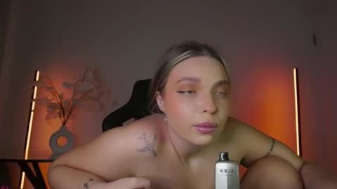 Violla online show from November 30, 5:11 am