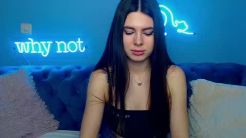 viollinalv online show from January 14, 8:41 am