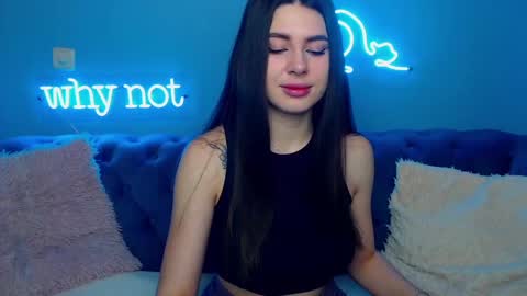 viollinalv online show from January 17, 5:42 am