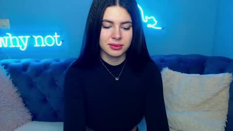 viollinalv online show from January 25, 6:02 pm