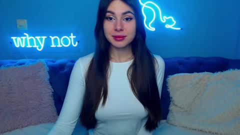 viollinalv online show from February 8, 5:40 am