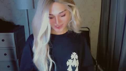 Pearl online show from March 8, 11:47 am