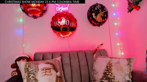 Snapshot of virgiwilk chatting on December 21, 11:33 am Jane  online show from December 21, 11:33 am