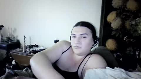 priscilla online show from April 2, 7:39 am