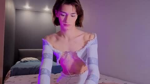 Snapshot of vitahoins chatting on November 2, 9:06 pm vitahoins online show from November 2, 9:06 pm