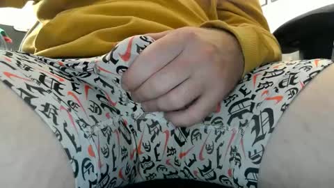 Snapshot of vitalbeach chatting on February 26, 8:00 pm vitalbeach online show from February 26, 8:00 pm