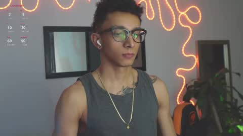 VITO BENZ online show from October 7, 12:30 am