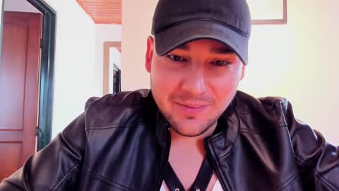 Vito Ferrer online show from January 14, 2:43 pm