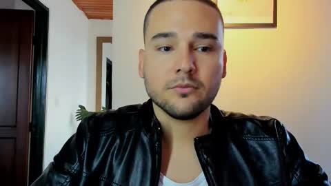 Vito Ferrer online show from January 16, 1:47 pm