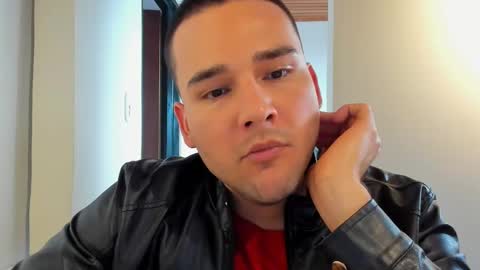 Vito Ferrer online show from January 21, 8:00 pm