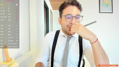 Vito Ferrer online show from October 19, 1:01 pm