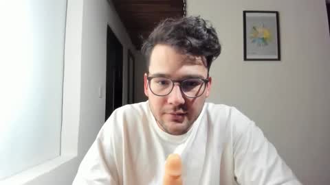 Vito Ferrer online show from October 27, 1:31 am