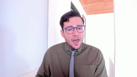 Vito Ferrer online show from November 17, 3:51 pm