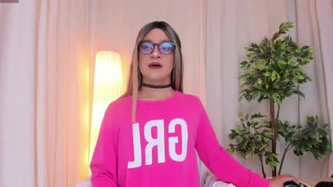 VittaaaPlease help me with your thumbs up its important  online show from March 2, 7:56 pm