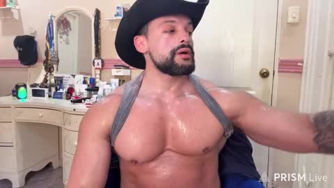 Snapshot of vitto_hammer5758 chatting on March 1, 6:54 pm vitto_hammer5758 online show from March 1, 6:54 pm